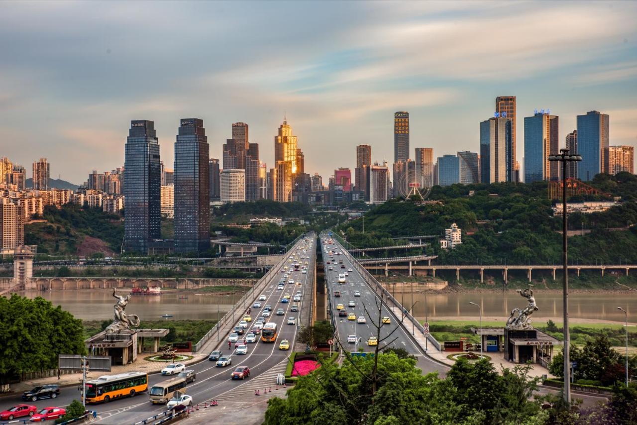 Radisson Blu Plaza Chongqing - Free 2 Bottle Of Local Beer Per Room During Stay Esterno foto