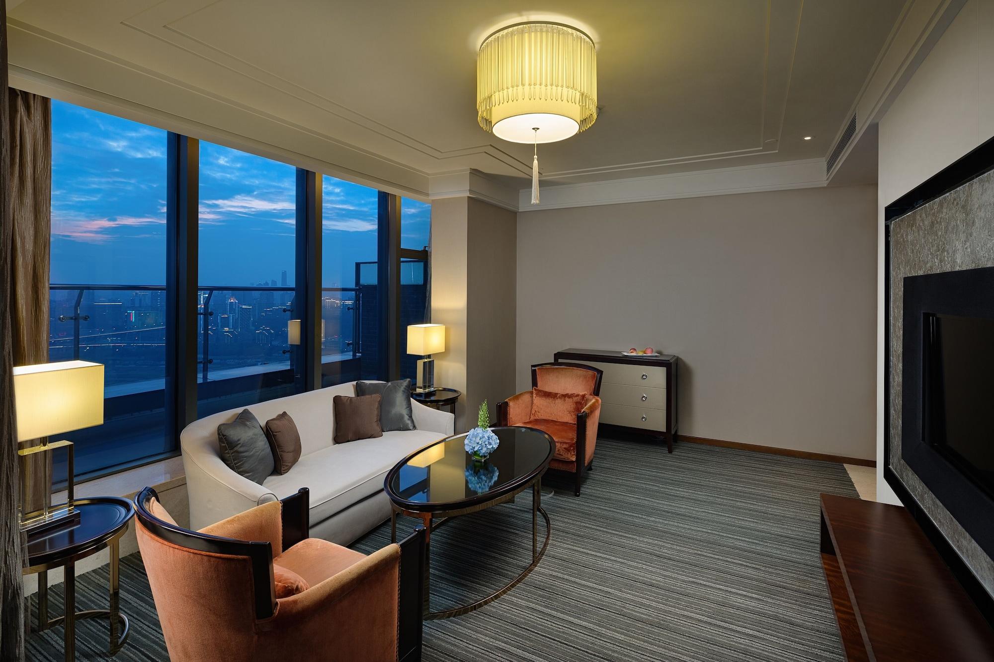 Radisson Blu Plaza Chongqing - Free 2 Bottle Of Local Beer Per Room During Stay Esterno foto