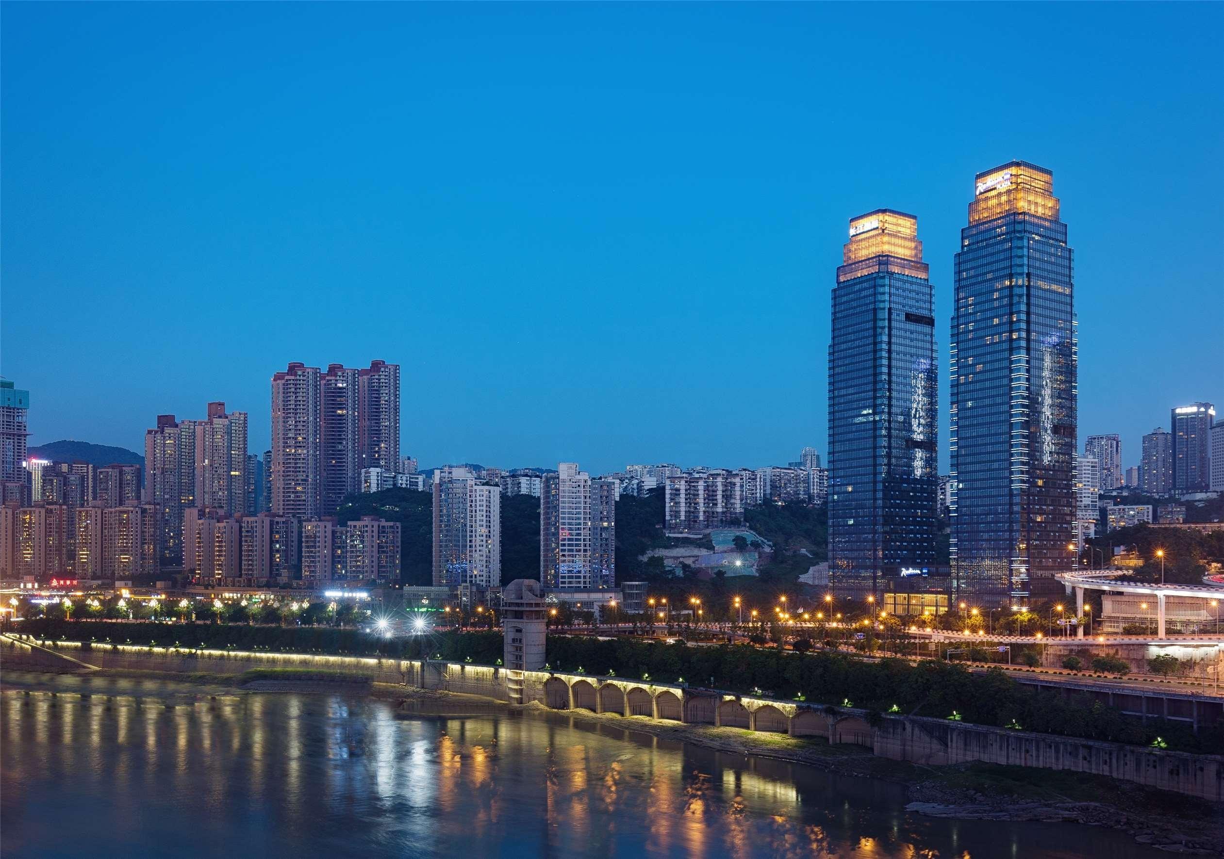 Radisson Blu Plaza Chongqing - Free 2 Bottle Of Local Beer Per Room During Stay Esterno foto