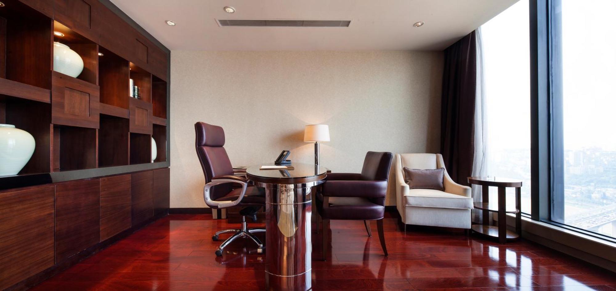 Radisson Blu Plaza Chongqing - Free 2 Bottle Of Local Beer Per Room During Stay Esterno foto