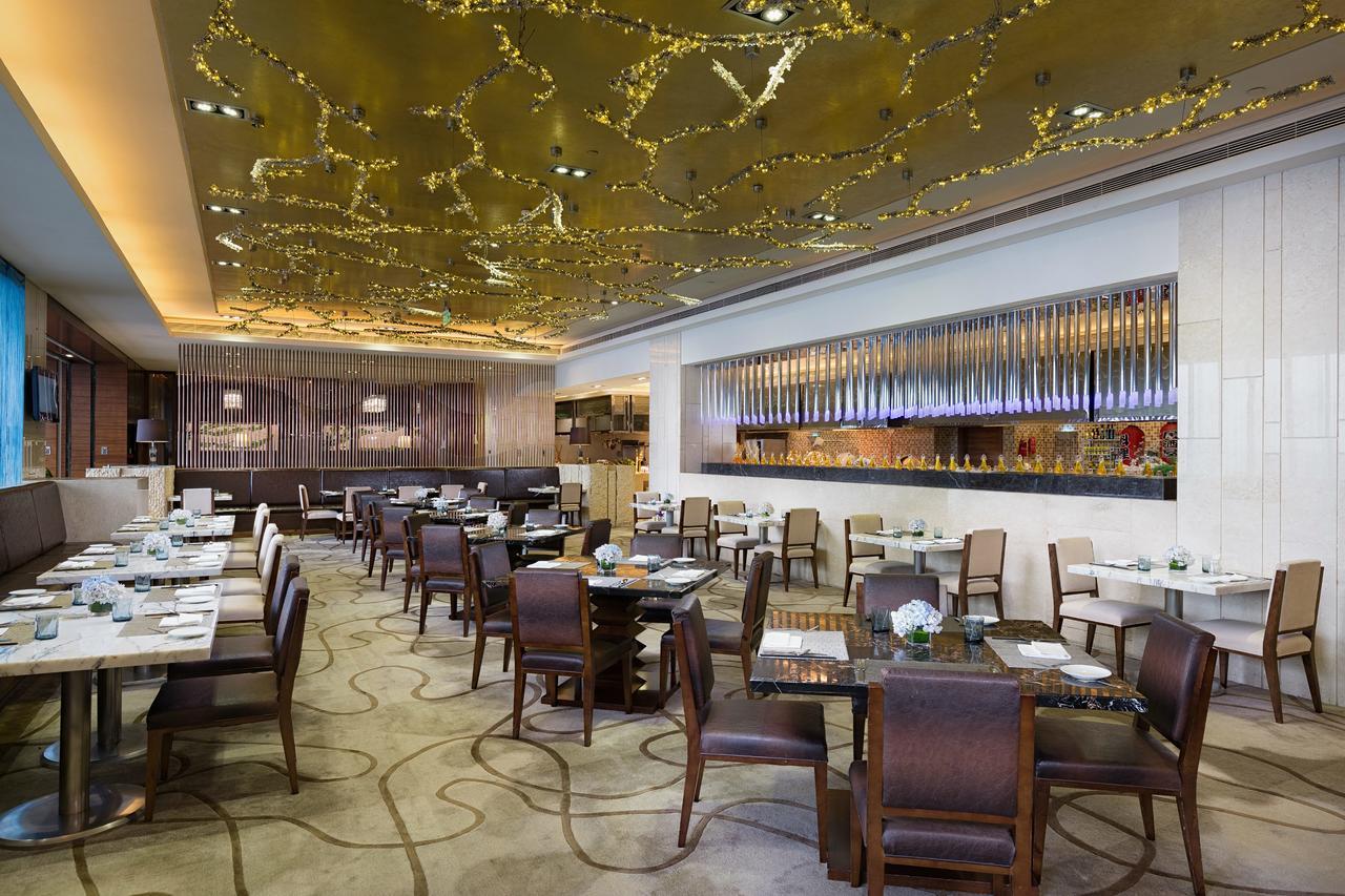 Radisson Blu Plaza Chongqing - Free 2 Bottle Of Local Beer Per Room During Stay Esterno foto